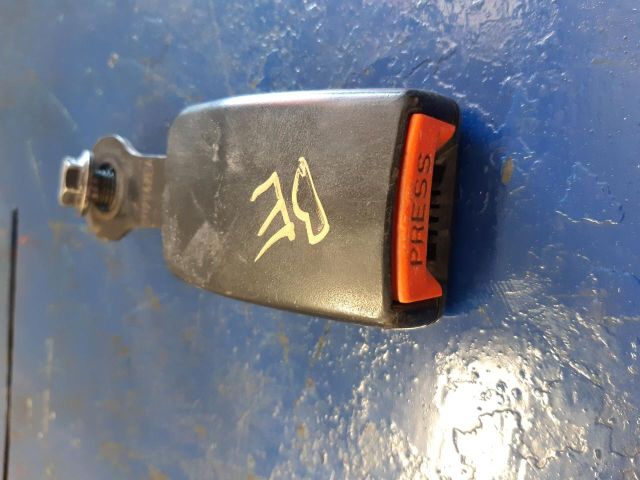 bontott SUZUKI SWIFT II Bal első Biztonsági Öv Csat