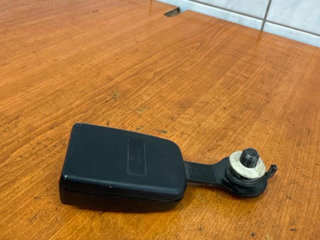 bontott SUZUKI SWIFT II Bal első Biztonsági Öv Csat