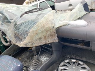 bontott SUZUKI SWIFT II Bal első Biztonsági Öv