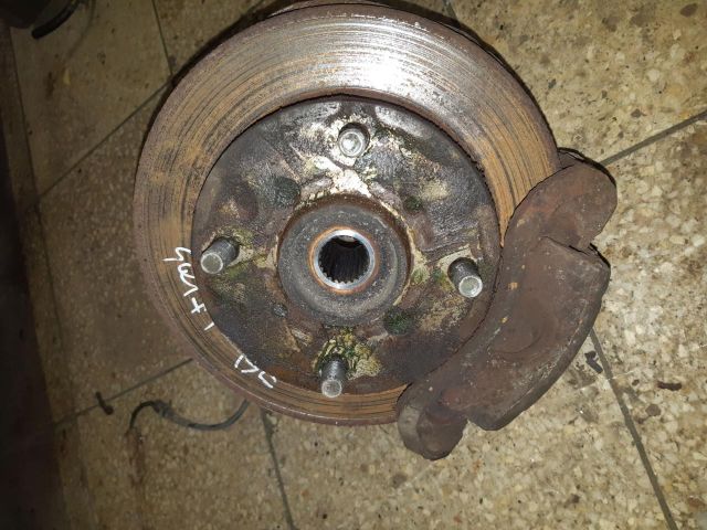 bontott SUZUKI SWIFT II Bal első Csonkállvány Kerékaggyal