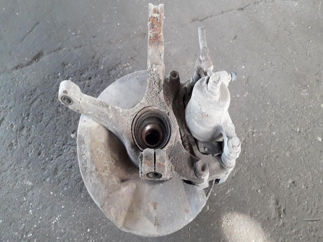 bontott SUZUKI SWIFT II Bal első Csonkállvány Kerékaggyal