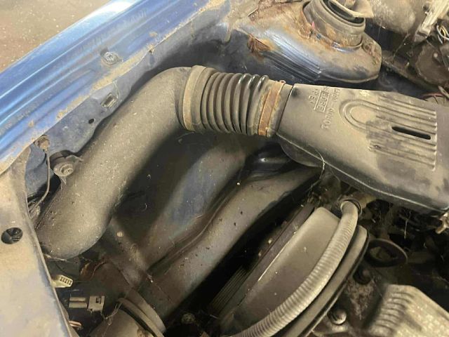 bontott SUZUKI SWIFT II Bal első Gumikéder