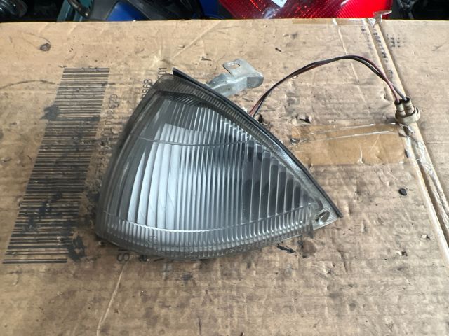 bontott SUZUKI SWIFT II Bal első Irányjelző