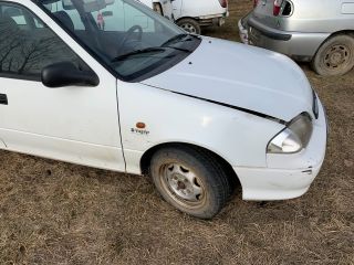 bontott SUZUKI SWIFT II Bal első Irányjelző