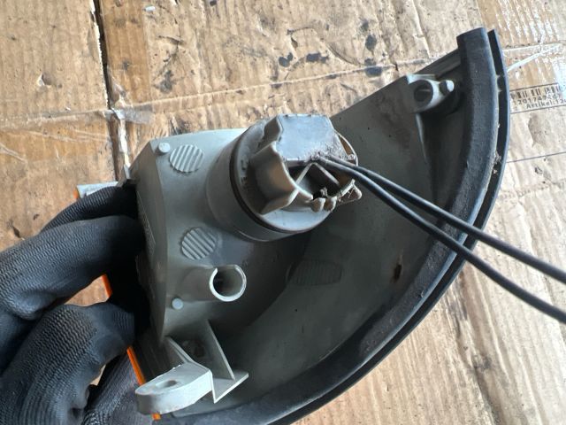 bontott SUZUKI SWIFT II Bal első Irányjelző