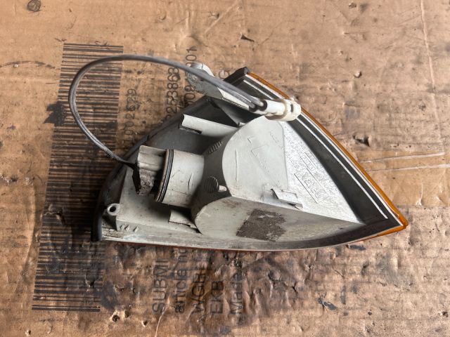 bontott SUZUKI SWIFT II Bal első Irányjelző