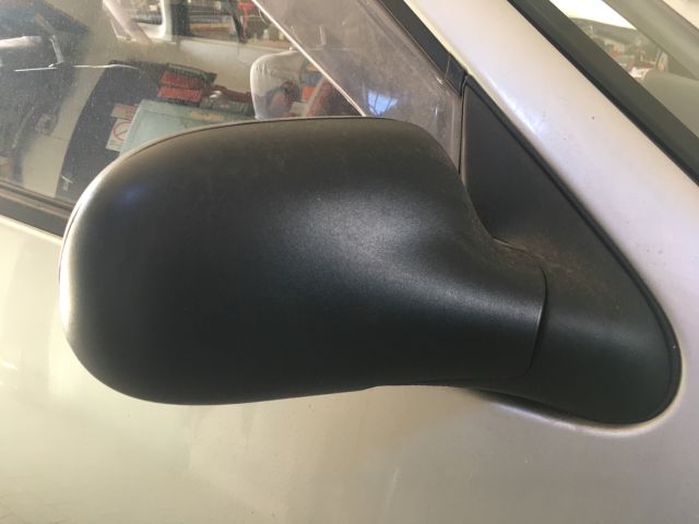 bontott SUZUKI SWIFT II Bal első Kilincs Bowden