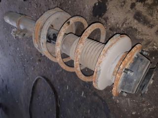 bontott SUZUKI SWIFT II Bal első Lengéscsillapító