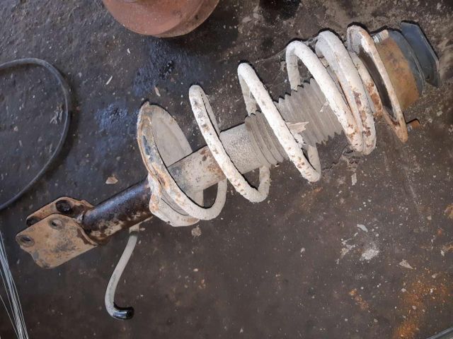 bontott SUZUKI SWIFT II Bal első Lengéscsillapító