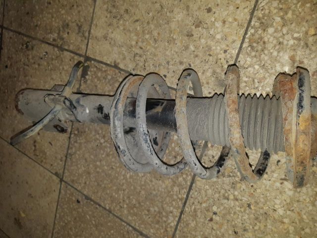 bontott SUZUKI SWIFT II Bal első Lengéscsillapító