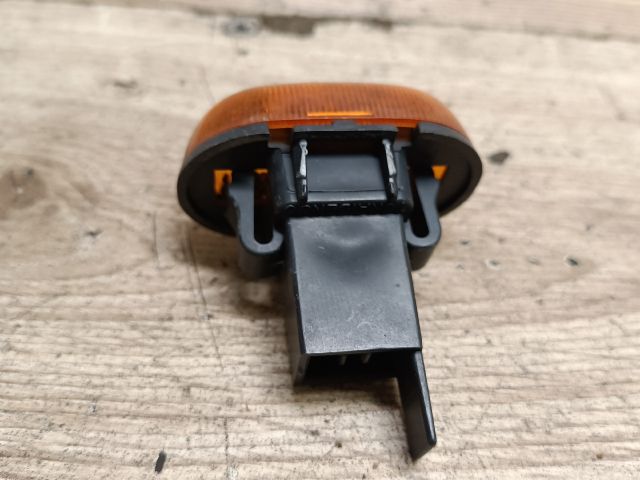 bontott SUZUKI SWIFT II Bal első Sárvédő Irányjelző