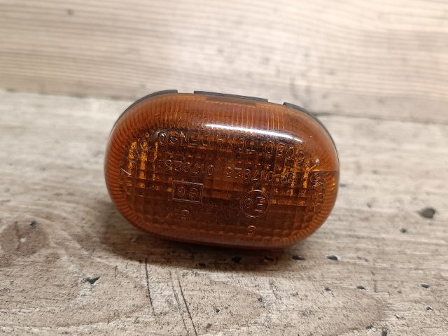 bontott SUZUKI SWIFT II Bal első Sárvédő Irányjelző