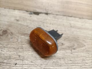 bontott SUZUKI SWIFT II Bal első Sárvédő Irányjelző