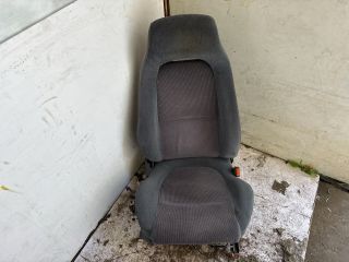 bontott SUZUKI SWIFT II Bal első Ülés