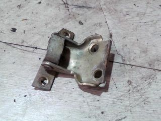 bontott SUZUKI SWIFT II Bal első Zsanér