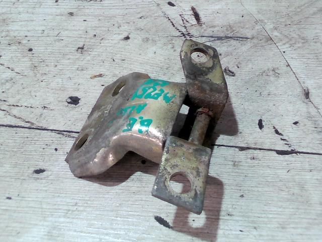 bontott SUZUKI SWIFT II Bal első Zsanér