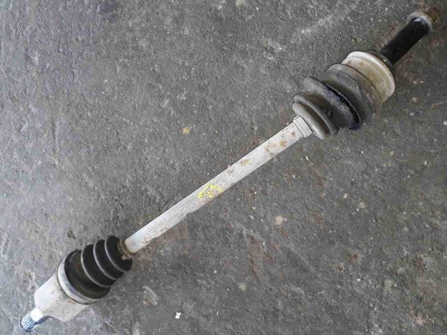 bontott SUZUKI SWIFT II Bal Féltengely