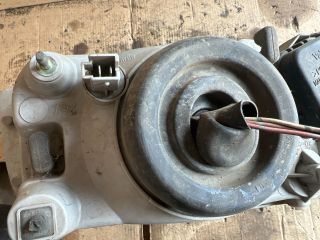 bontott SUZUKI SWIFT II Bal Fényszóró