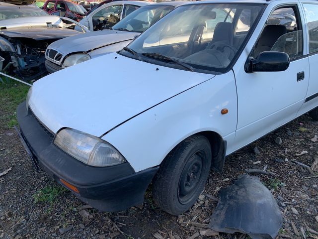 bontott SUZUKI SWIFT II Bal Fényszóró