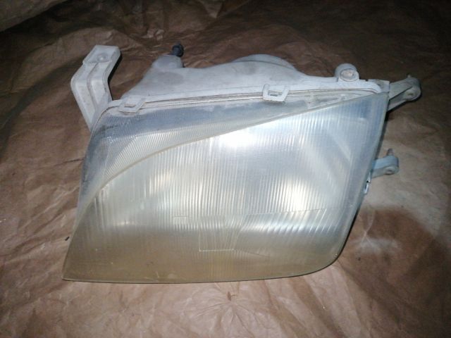 bontott SUZUKI SWIFT II Bal Fényszóró