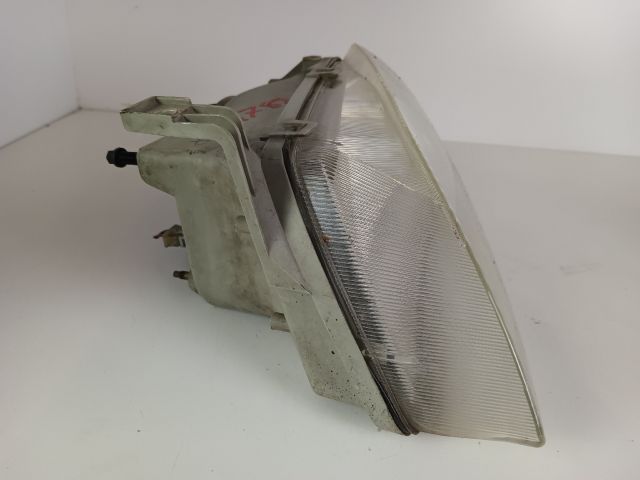 bontott SUZUKI SWIFT II Bal Fényszóró