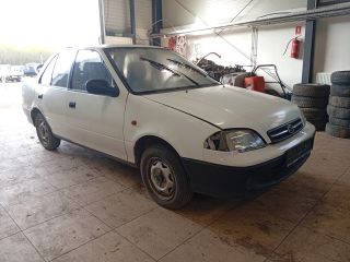 bontott SUZUKI SWIFT II Bal Fényszóró