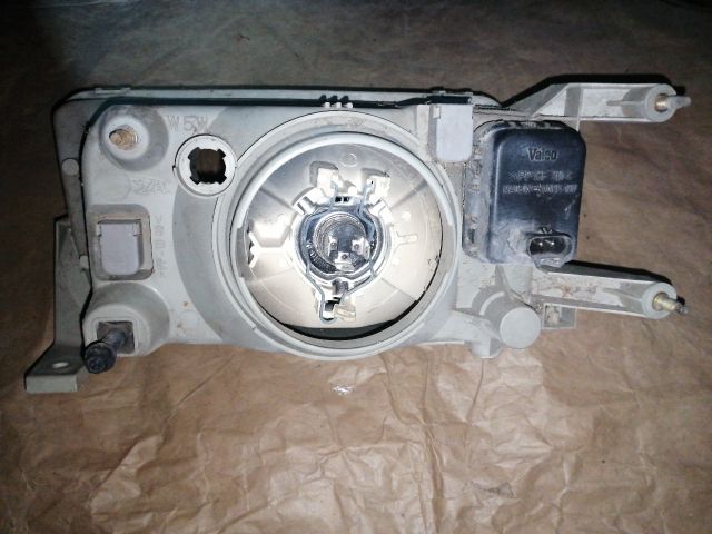 bontott SUZUKI SWIFT II Bal Fényszóró