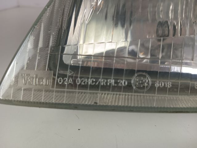 bontott SUZUKI SWIFT II Bal Fényszóró