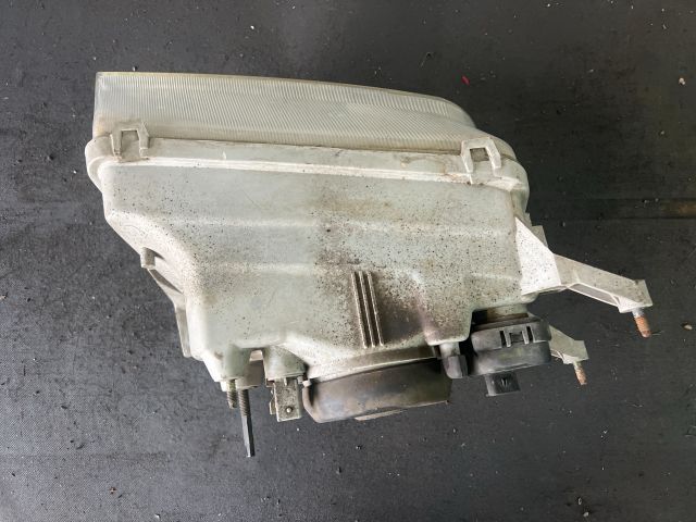 bontott SUZUKI SWIFT II Bal Fényszóró