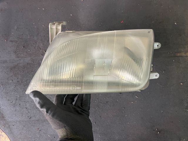 bontott SUZUKI SWIFT II Bal Fényszóró