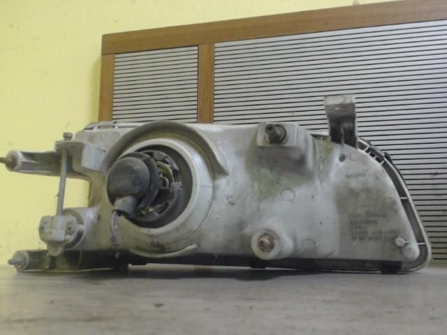 bontott SUZUKI SWIFT II Bal Fényszóró