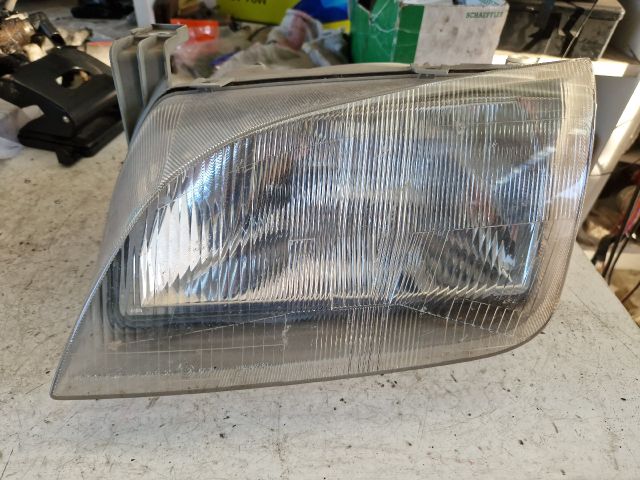 bontott SUZUKI SWIFT II Bal Fényszóró