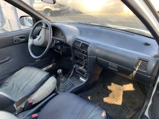 bontott SUZUKI SWIFT II Bal Fényszóró