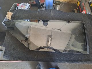 bontott SUZUKI SWIFT II Bal hátsó Ablak