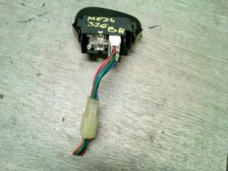 bontott SUZUKI SWIFT II Bal hátsó Ablakemelő Kapcsoló