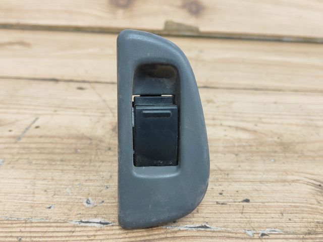 bontott SUZUKI SWIFT II Bal hátsó Ablakemelő Kapcsoló