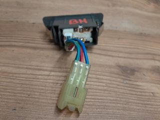 bontott SUZUKI SWIFT II Bal hátsó Ablakemelő Kapcsoló