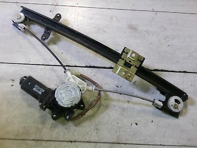 bontott SUZUKI SWIFT II Bal hátsó Ablakemelő Szerkezet (Elektromos)