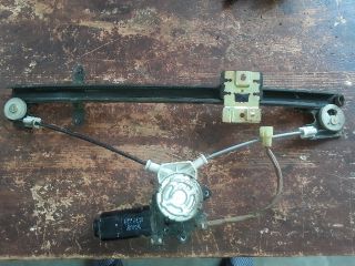 bontott SUZUKI SWIFT II Bal hátsó Ablakemelő Szerkezet (Elektromos)