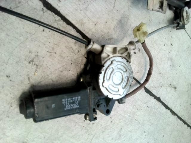 bontott SUZUKI SWIFT II Bal hátsó Ablakemelő Szerkezet (Elektromos)