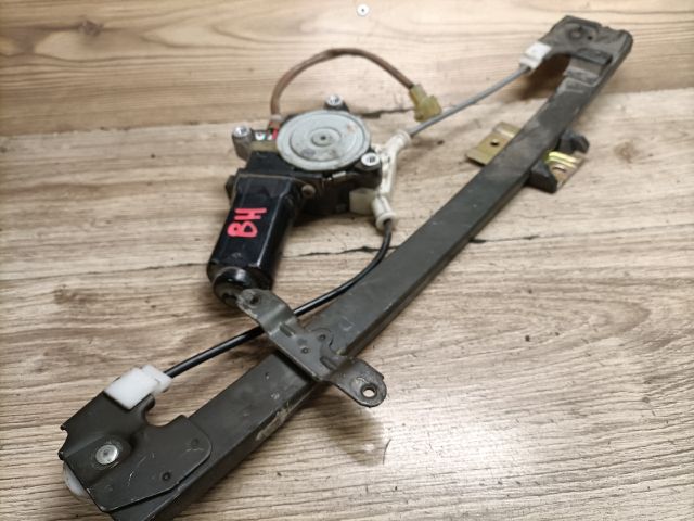 bontott SUZUKI SWIFT II Bal hátsó Ablakemelő Szerkezet (Elektromos)