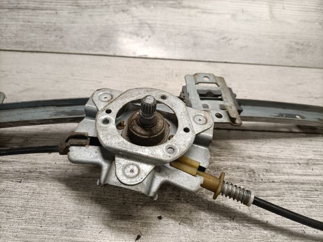 bontott SUZUKI SWIFT II Bal hátsó Ablakemelő Szerkezet (Mechanikus)