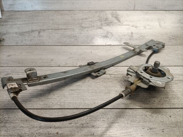 bontott SUZUKI SWIFT II Bal hátsó Ablakemelő Szerkezet (Mechanikus)