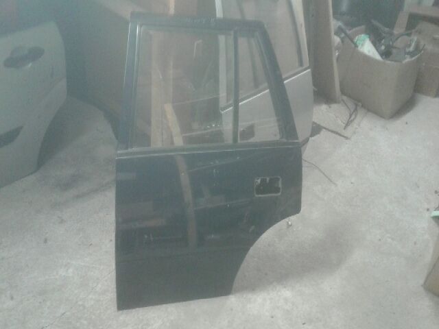 bontott SUZUKI SWIFT II Bal hátsó Ajtó (Részeivel)