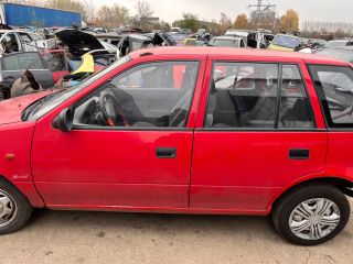 bontott SUZUKI SWIFT II Bal hátsó Ajtó (Részeivel)
