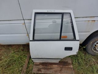 bontott SUZUKI SWIFT II Bal hátsó Ajtó (Részeivel)