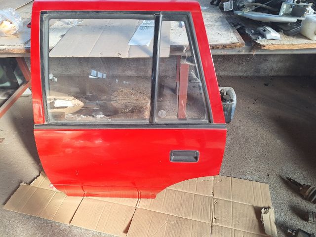 bontott SUZUKI SWIFT II Bal hátsó Ajtó (Részeivel)