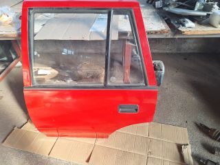 bontott SUZUKI SWIFT II Bal hátsó Ajtó (Részeivel)