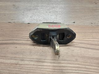 bontott SUZUKI SWIFT II Bal hátsó Ajtóhatároló