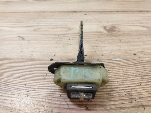 bontott SUZUKI SWIFT II Bal hátsó Ajtóhatároló